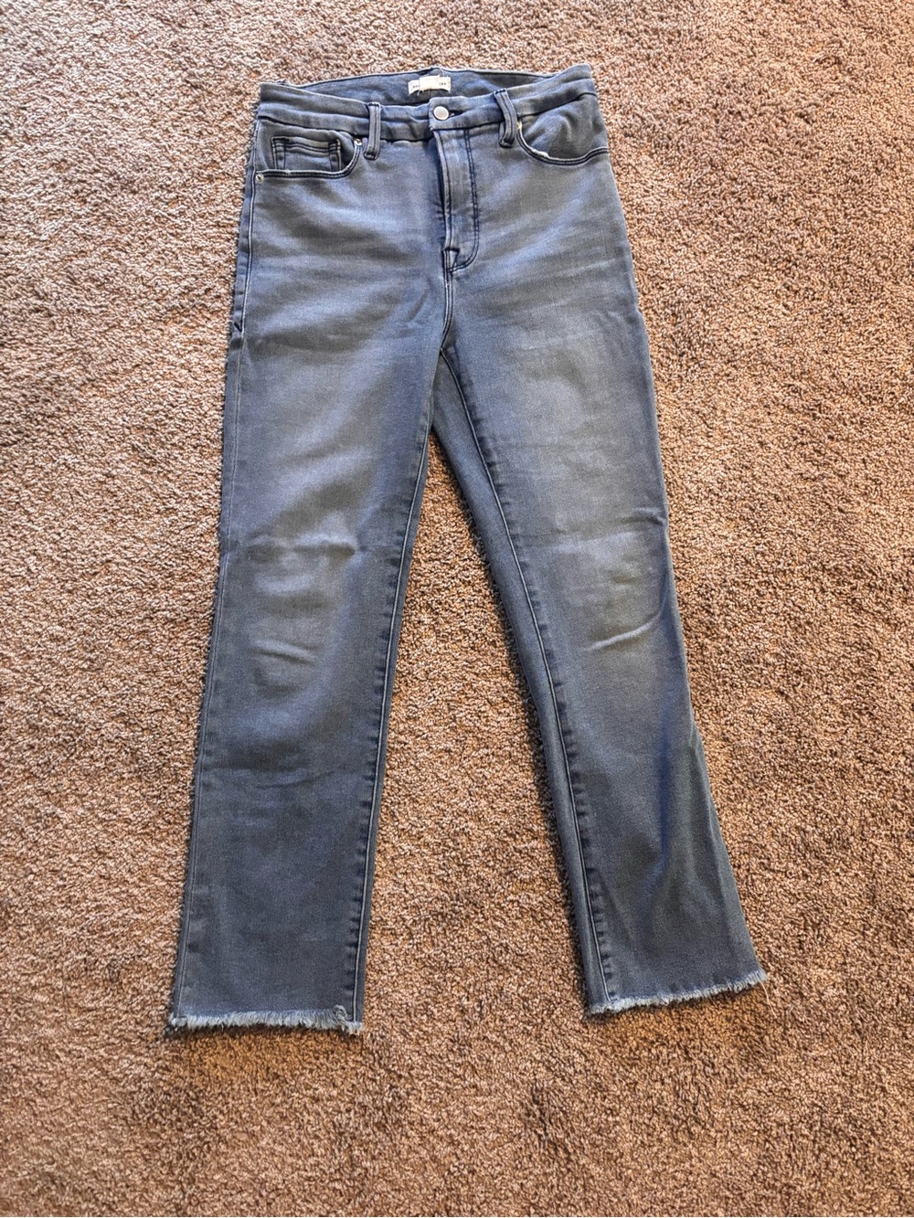 Good American Straight-Leg Jeans in Washed Blue-Gray - size 8